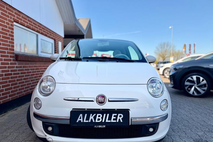 Hvid Fiat 500 fra 2008