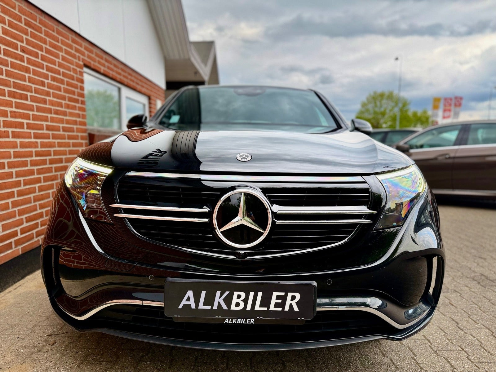 Sort Mercedes EQC400 fra 2022