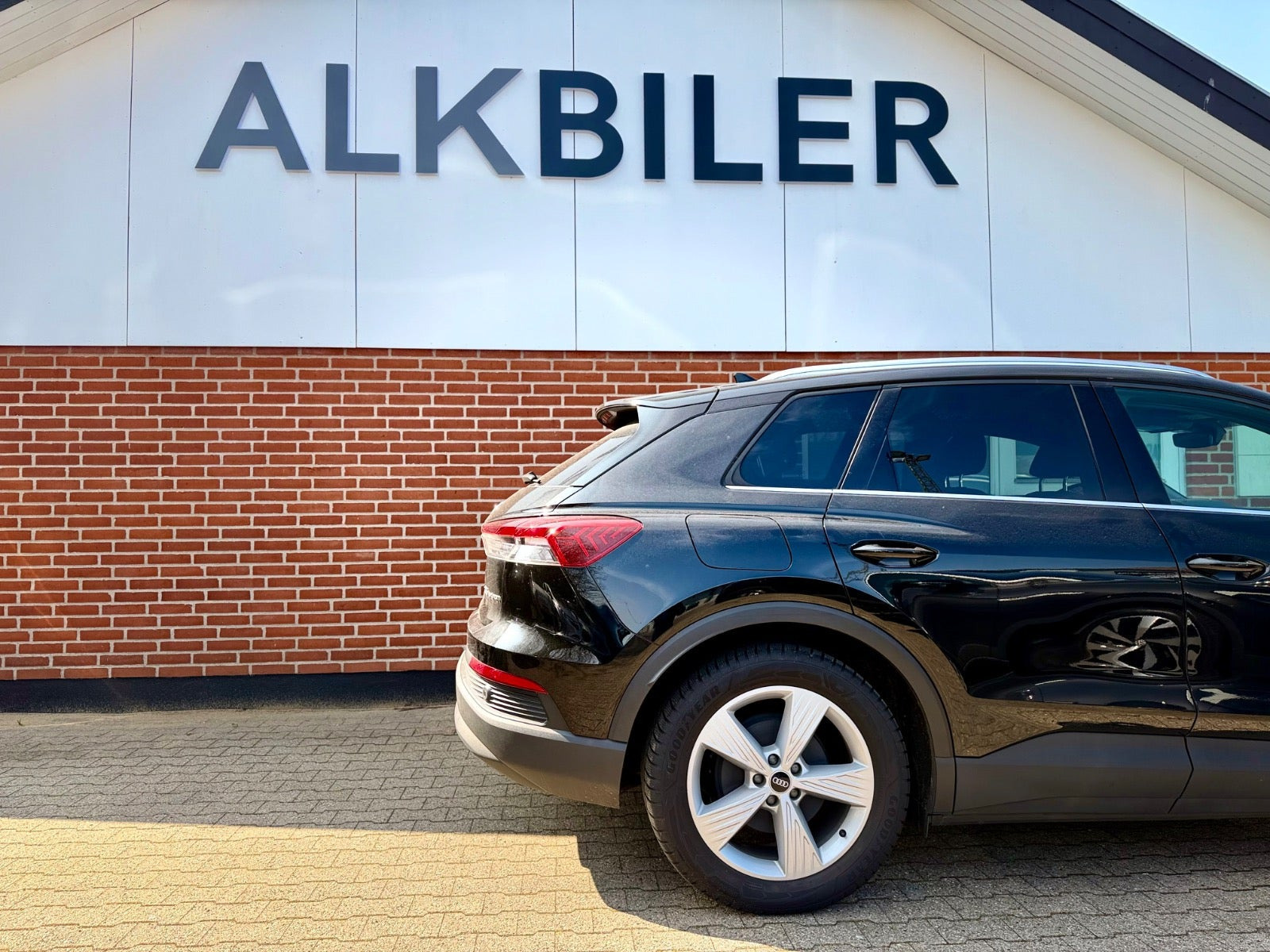Sort Audi Q4 e-tron fra 2021