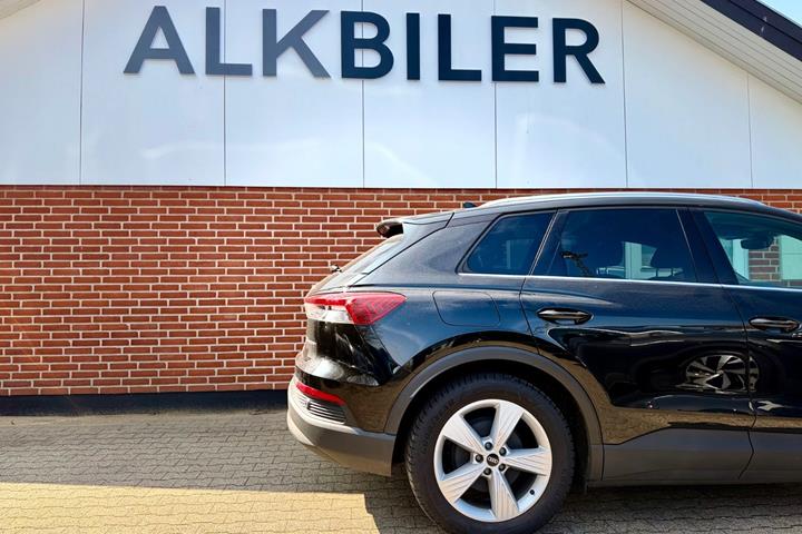 Sort Audi Q4 e-tron fra 2021