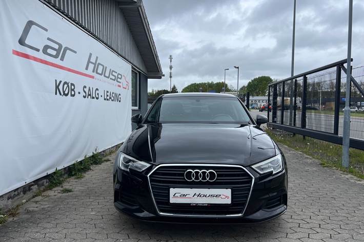 Sort Audi A3 fra 2018