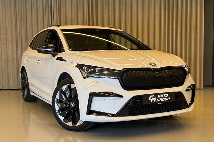 Hvid Skoda Enyaq fra 2022