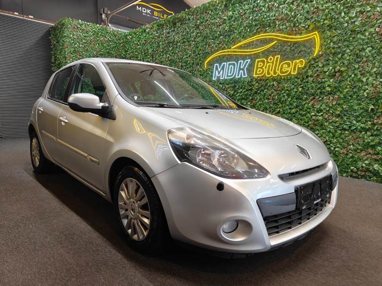 Renault Clio III 1,2 16V TCe Expression