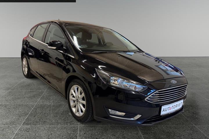 Sort Ford Focus fra 2015