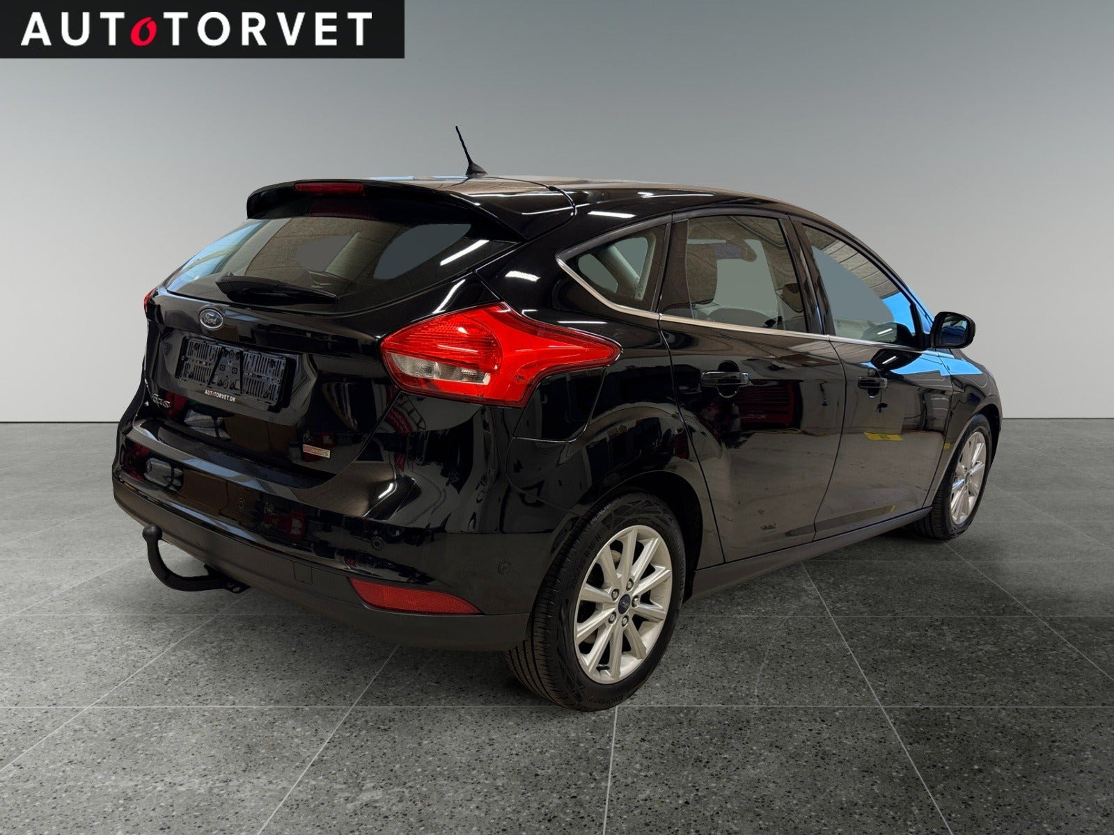 Sort Ford Focus fra 2015