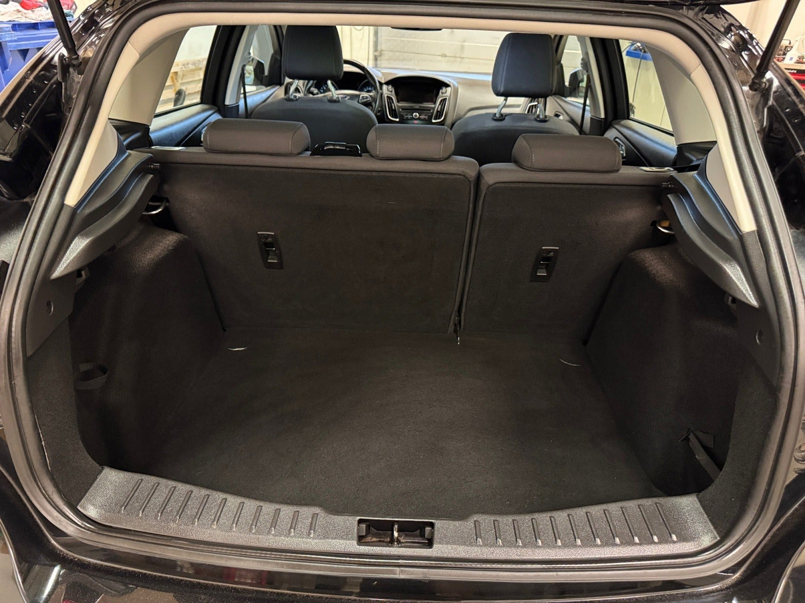 Sort Ford Focus fra 2015