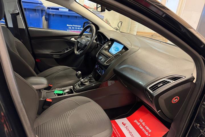 Sort Ford Focus fra 2015