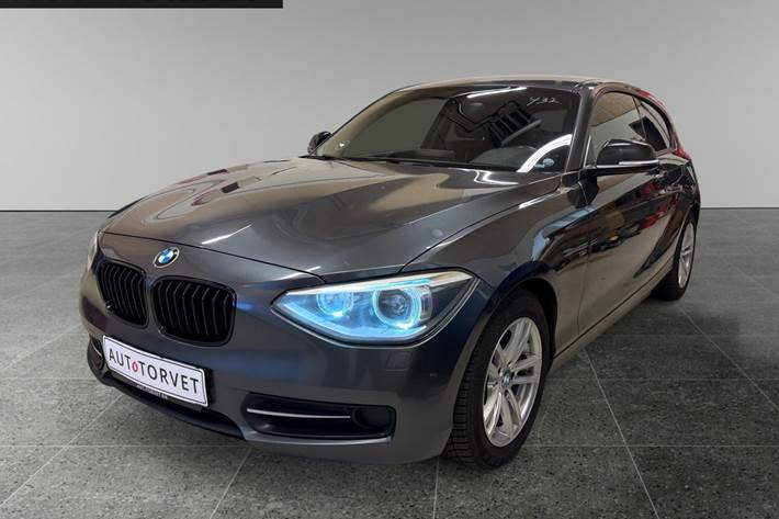 Sort BMW 118d fra 2013