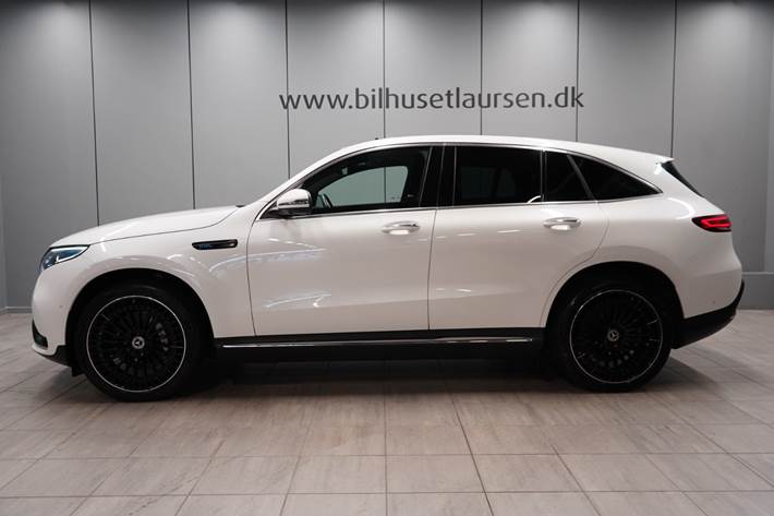 Hvid Mercedes EQC400 fra 2023
