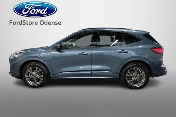 Blå Ford Kuga fra 2023