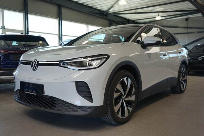 Hvid VW ID.4 fra 2025 set udefra