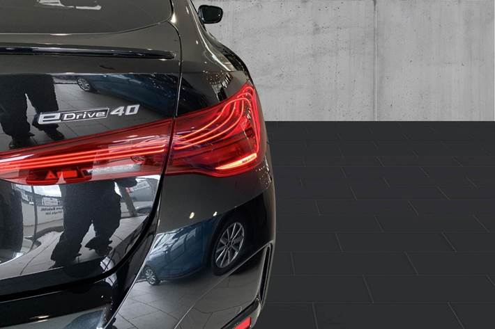 undefined BMW i4 fra 2025