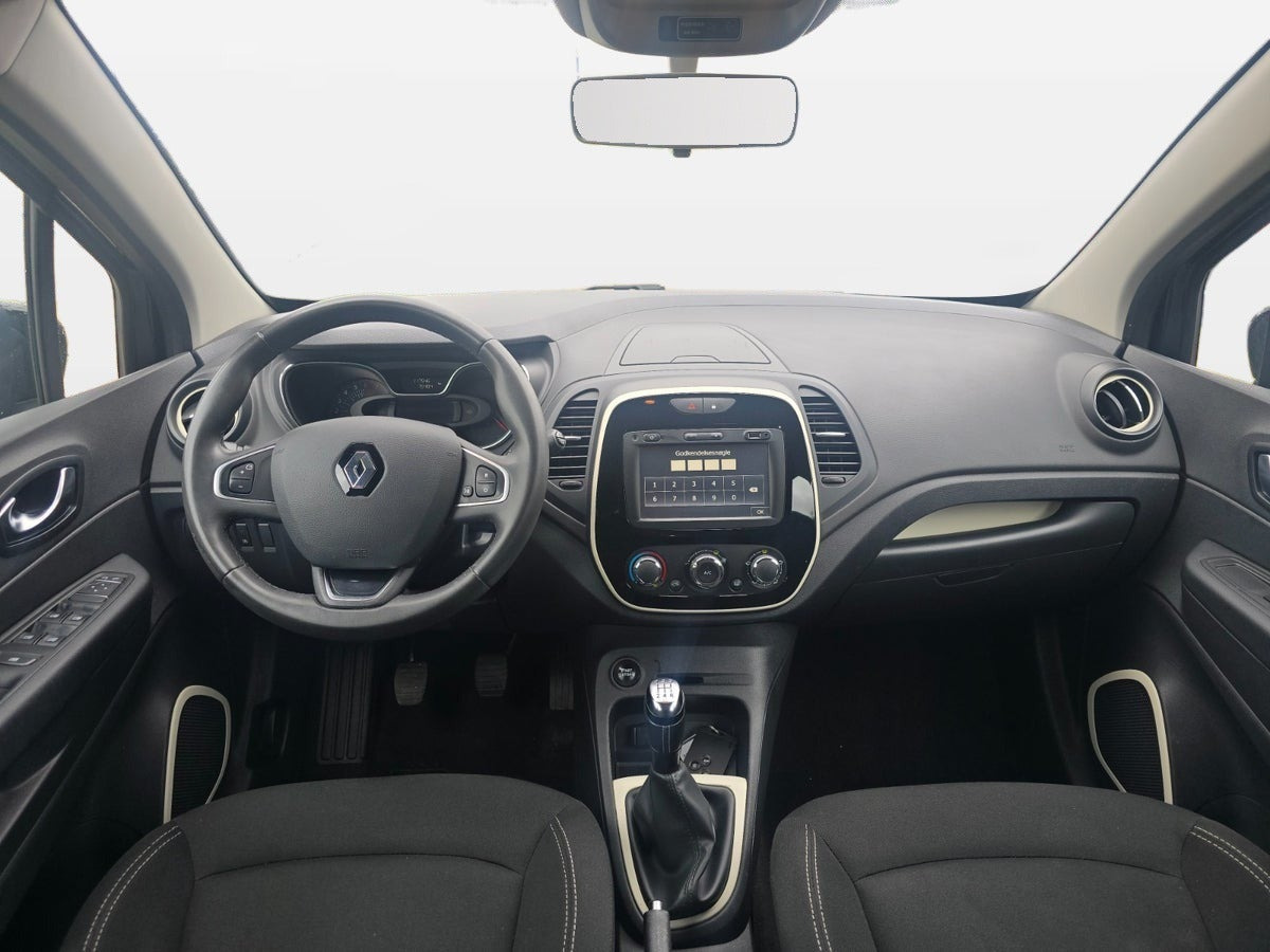 Sort Renault Captur fra 2017