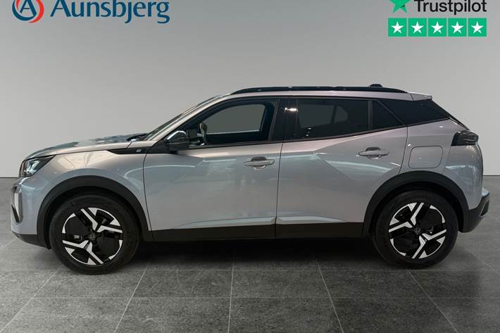 Sølv Peugeot e-2008 fra 2025