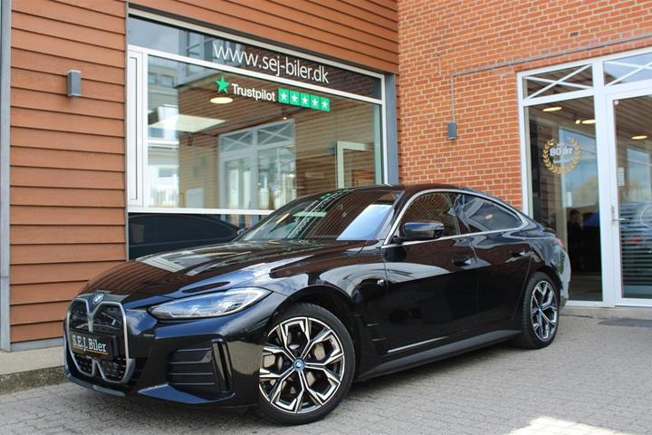 Sort BMW i4 fra 2022