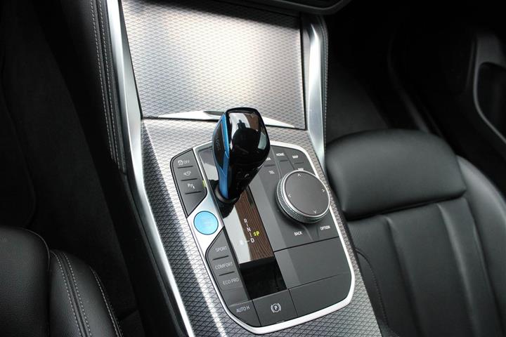 Sort BMW i4 fra 2022