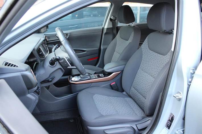 Sølv Hyundai Ioniq fra 2019