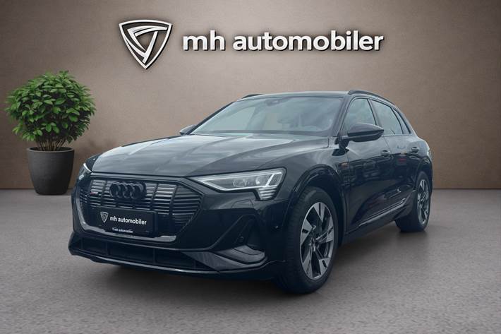 Sort Audi e-tron fra 2023
