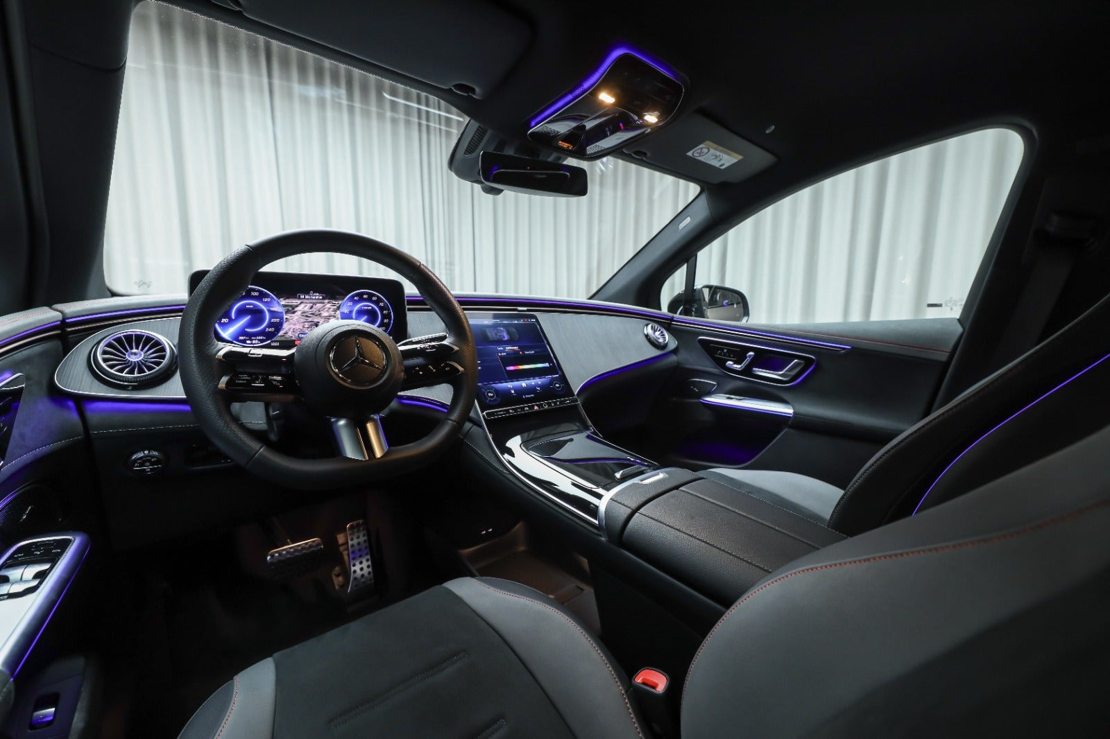 Brun Mercedes EQE350 SUV fra 2025