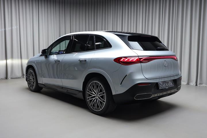Sølv Mercedes EQE350 SUV fra 2025