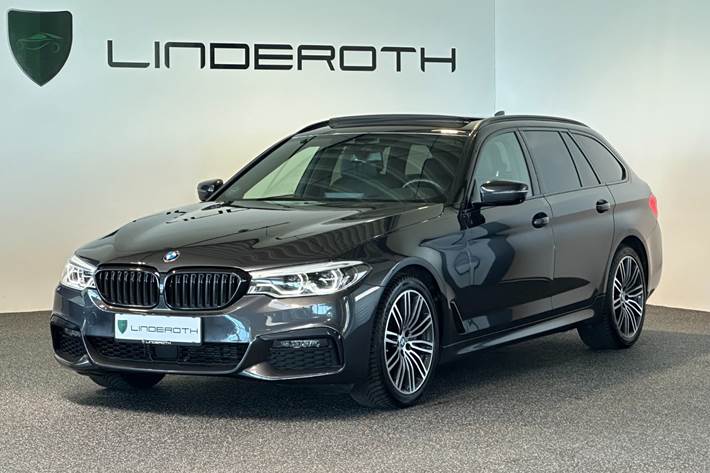 Grå BMW 530d fra 2019