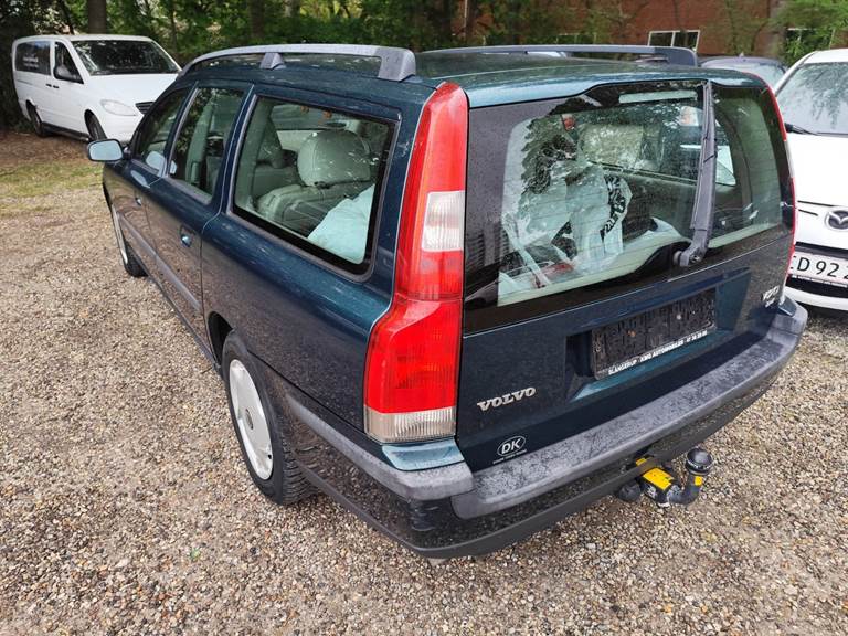 Volvo V70 2,4