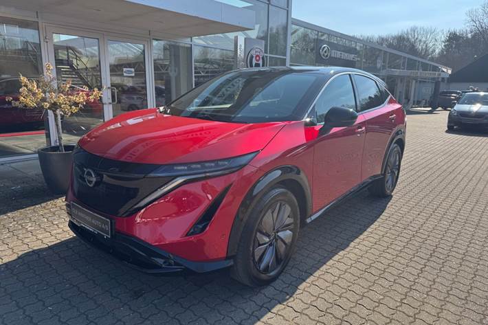 Rød Nissan Ariya fra 2024