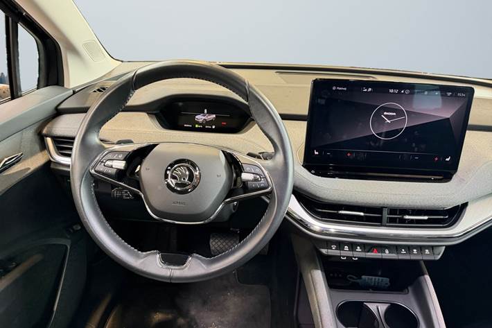 Sort Skoda Enyaq fra 2023