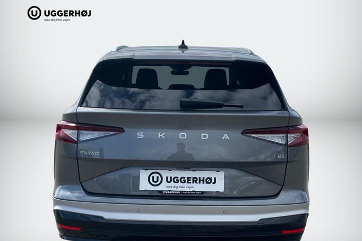 Grå Skoda Enyaq fra 2026