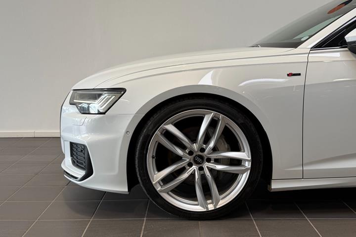 Hvid Audi A6 fra 2019