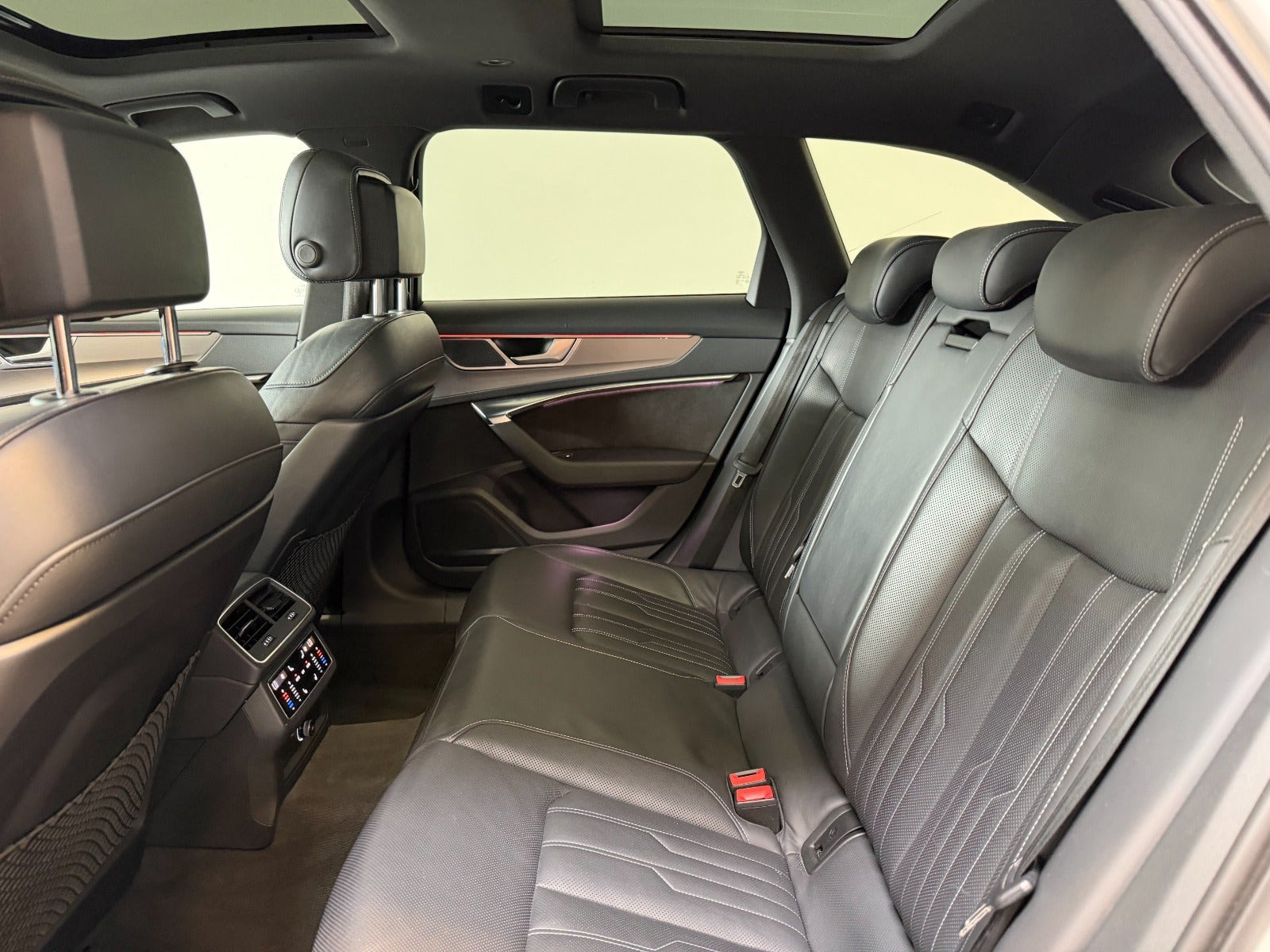 Hvid Audi A6 fra 2019