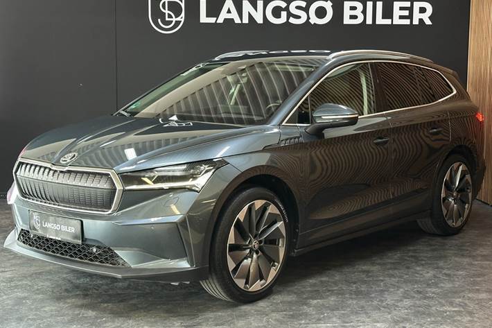 Grå Skoda Enyaq fra 2021 set udefra