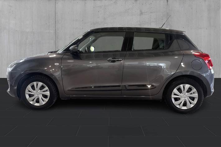 Grå Suzuki Swift fra 2021