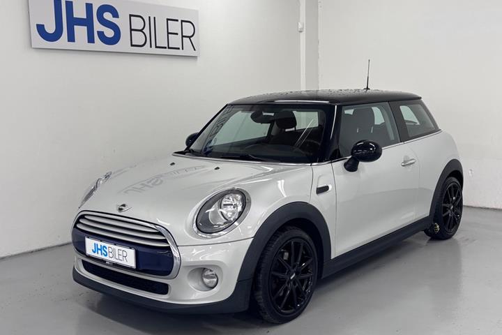Sølv Mini Cooper fra 2014 set udefra