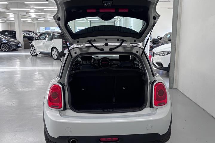 Sølv Mini Cooper fra 2014