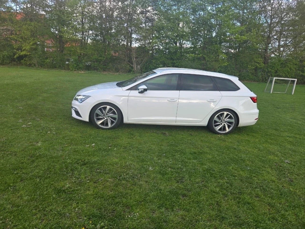 Hvid Seat Leon fra 2018