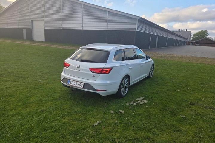 Hvid Seat Leon fra 2018