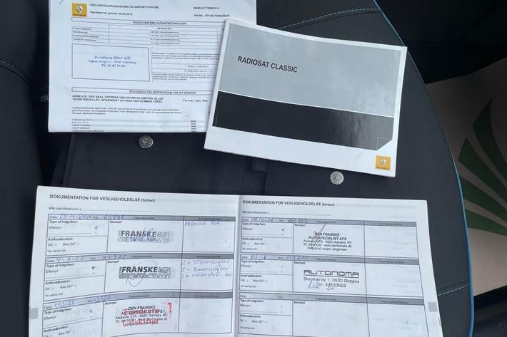 Blå Renault Twingo fra 2012