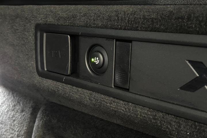 Grå BMW X5 fra 2025