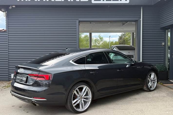 Grå Audi A5 fra 2018