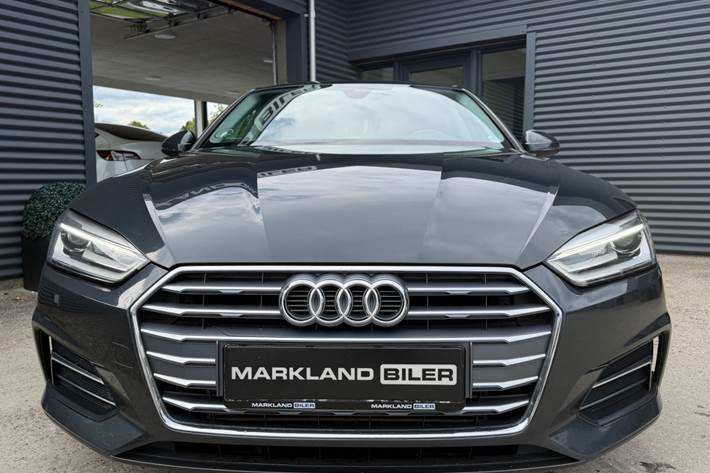 Grå Audi A5 fra 2018