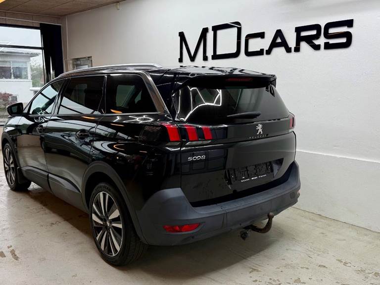 Peugeot 5008 1,2 e-THP 130 Allure 7prs