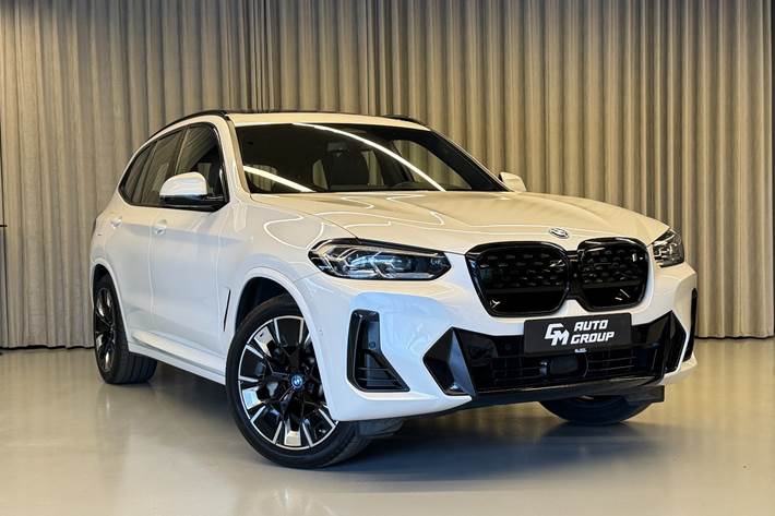 Hvid BMW iX3 fra 2022