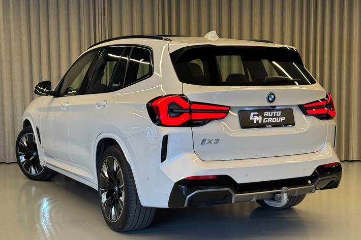 Hvid BMW iX3 fra 2022