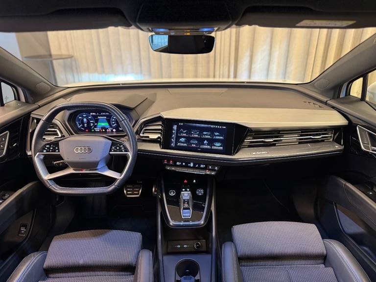 Audi Q4 e-tron 40 S-line