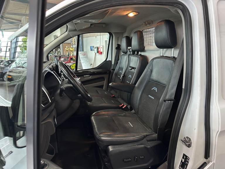 Ford Transit Custom 300 L2 2,0 TDCi 170 Active aut.