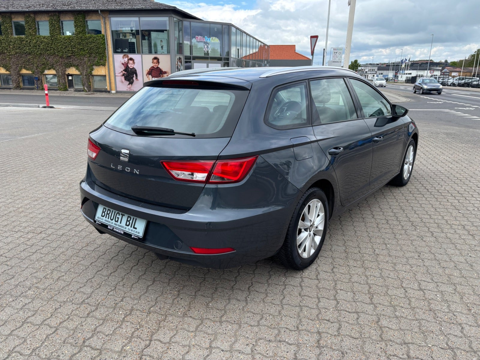 Grå Seat Leon fra 2020
