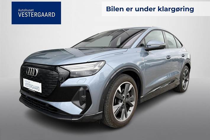 Blå Audi Q4 e-tron fra 2022