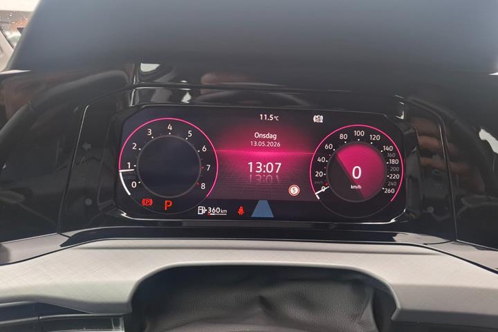 Hvid VW Golf VIII fra 2020