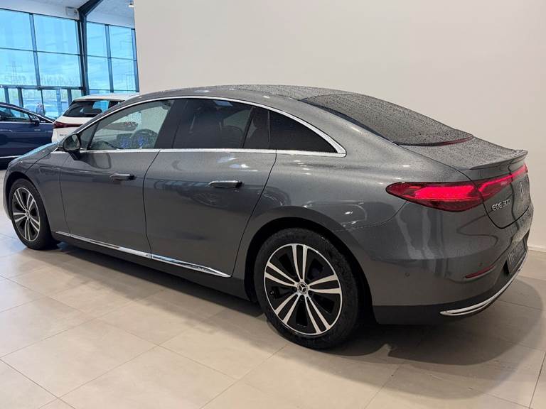 Mercedes EQE300 Avantgarde